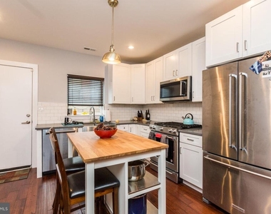 3016 Baltz Street - Photo Thumbnail 3