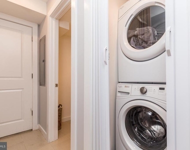 3016 Baltz Street - Photo Thumbnail 25