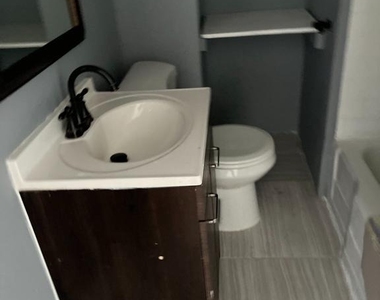1418 Greeby Street - Photo Thumbnail 8