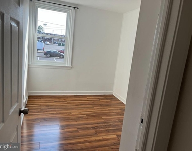 1418 Greeby Street - Photo Thumbnail 13