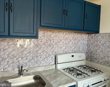 1418 Greeby Street - Photo Thumbnail 14