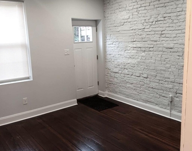 2628 E Harold Street - Photo Thumbnail 2