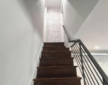 2628 E Harold Street - Photo Thumbnail 10