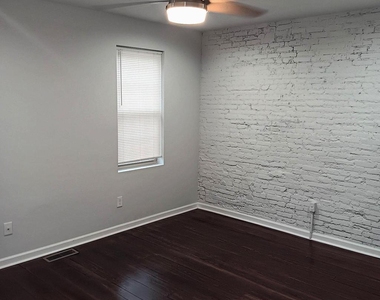 2628 E Harold Street - Photo Thumbnail 12