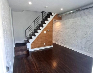 2628 E Harold Street - Photo Thumbnail 1