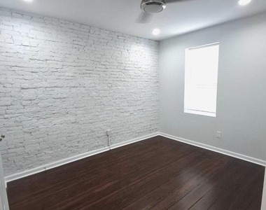 2628 E Harold Street - Photo Thumbnail 14