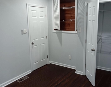 2628 E Harold Street - Photo Thumbnail 10