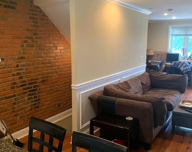 2364 E Fletcher Street - Photo Thumbnail 2