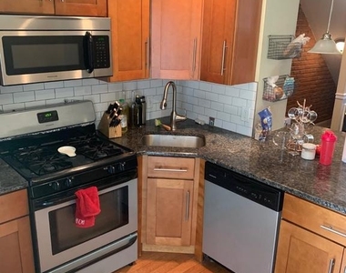 2364 E Fletcher Street - Photo Thumbnail 5