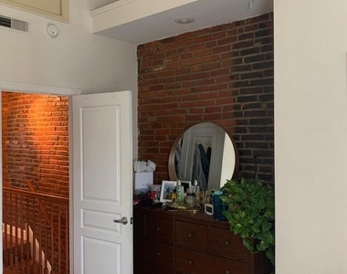 2364 E Fletcher Street - Photo Thumbnail 9