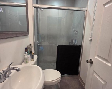 4047 Spring Garden Street - Photo Thumbnail 10