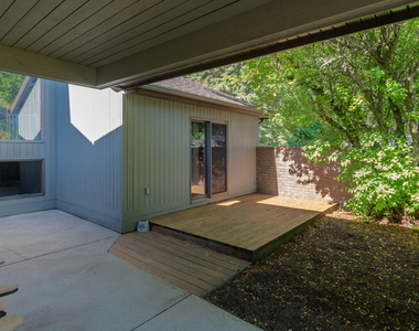 381 Timber Drive - Photo Thumbnail 3