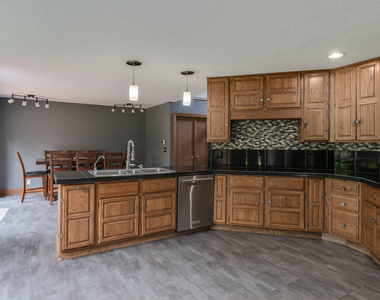 381 Timber Drive - Photo Thumbnail 11