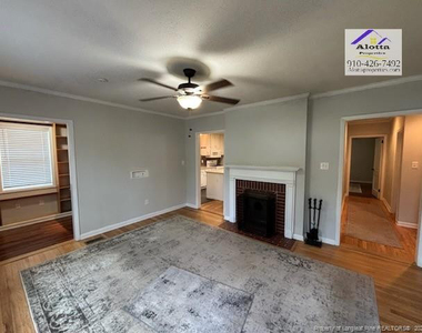 213 Marshall Road - Photo Thumbnail 2