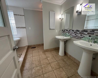 213 Marshall Road - Photo Thumbnail 13