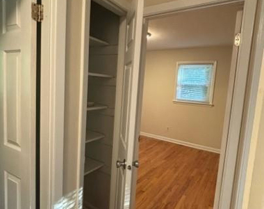 1070 Rulnick Street - Photo Thumbnail 8