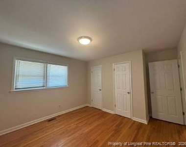 1070 Rulnick Street - Photo Thumbnail 11