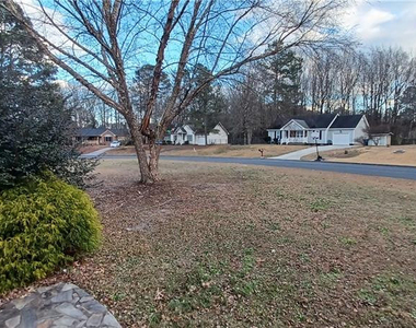211 Sheffield Court - Photo Thumbnail 20