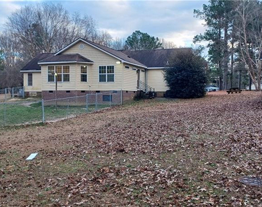 211 Sheffield Court - Photo Thumbnail 26