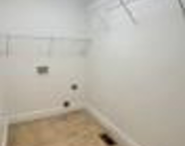 116 Grover Place - Photo Thumbnail 11