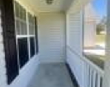 116 Grover Place - Photo Thumbnail 2