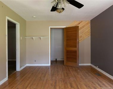 202 Murray Fork Drive - Photo Thumbnail 2