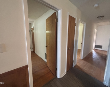 3609 Melrose Drive - Photo Thumbnail 25