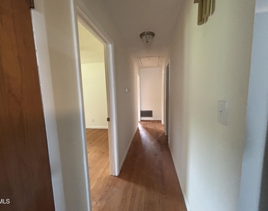 3609 Melrose Drive - Photo Thumbnail 30