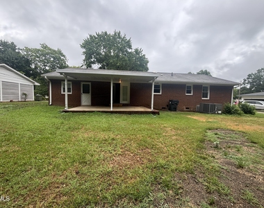 3609 Melrose Drive - Photo Thumbnail 49