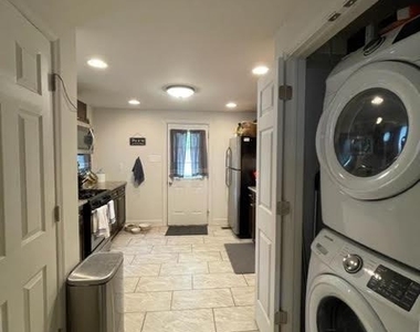 318 W Gay Street - Photo Thumbnail 7