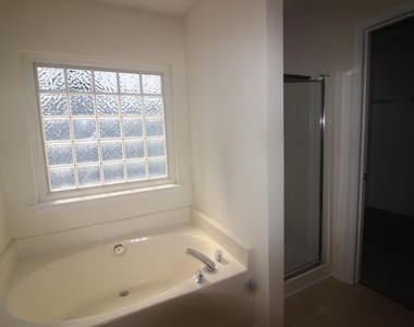 8439 Haines Creek Lane - Photo Thumbnail 10