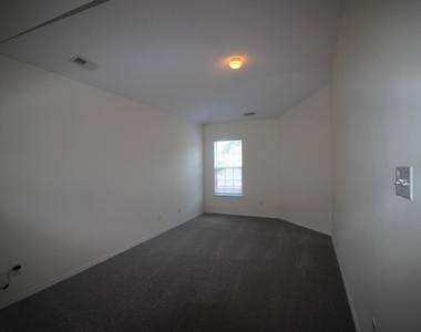 8439 Haines Creek Lane - Photo Thumbnail 7