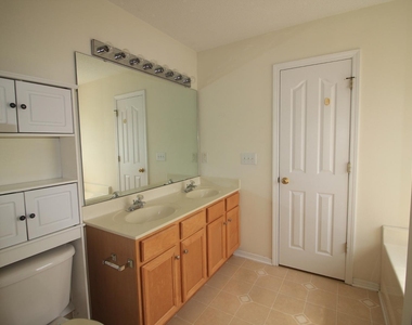 8439 Haines Creek Lane - Photo Thumbnail 9