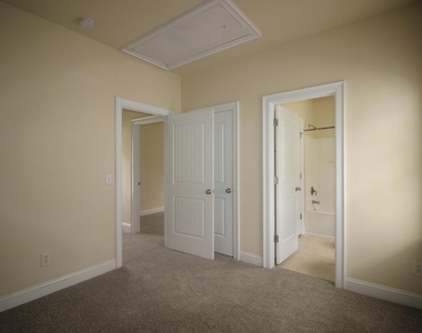 7745 Acc Boulevard - Photo Thumbnail 18