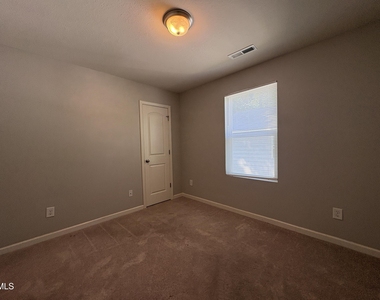 1412 Tamarino Drive - Photo Thumbnail 10