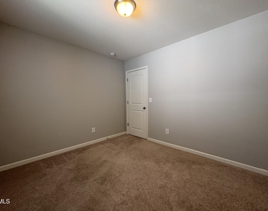 1412 Tamarino Drive - Photo Thumbnail 11