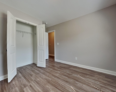 139 Parkers Pointe Drive - Photo Thumbnail 10