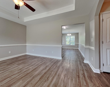 139 Parkers Pointe Drive - Photo Thumbnail 2