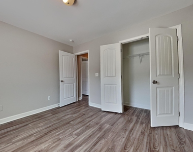 139 Parkers Pointe Drive - Photo Thumbnail 9