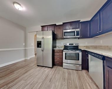 139 Parkers Pointe Drive - Photo Thumbnail 5
