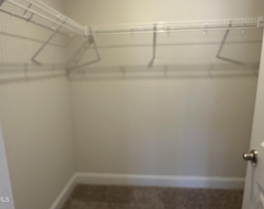 5300 River Reach Drive - Photo Thumbnail 14