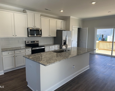 5300 River Reach Drive - Photo Thumbnail 2