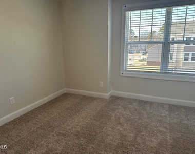 5300 River Reach Drive - Photo Thumbnail 22