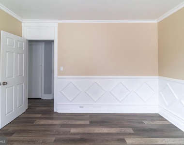 723 Hamilton Avenue - Photo Thumbnail 5