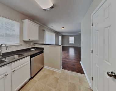223 Pebblestone Drive - Photo Thumbnail 5