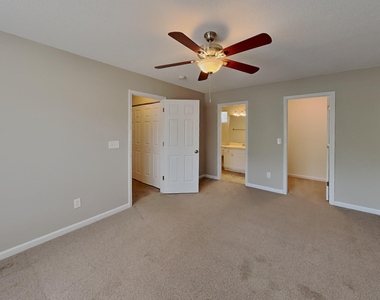 223 Pebblestone Drive - Photo Thumbnail 6