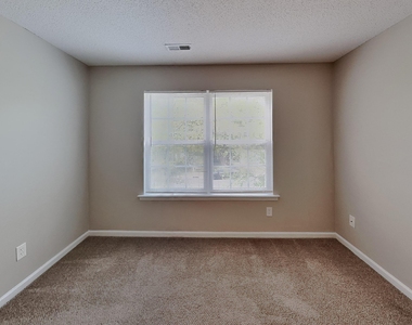 223 Pebblestone Drive - Photo Thumbnail 7