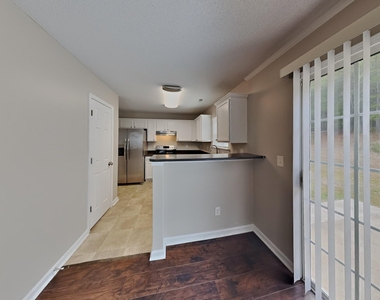 223 Pebblestone Drive - Photo Thumbnail 4