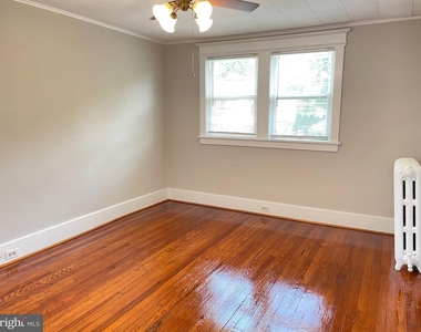 513 Jessamine - Photo Thumbnail 11