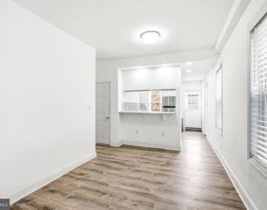 11 E Atlantic Avenue - Photo Thumbnail 8